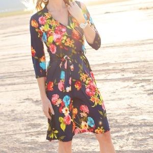 Janette Fashion V-Neck Wrap Dress with Belt NWOT